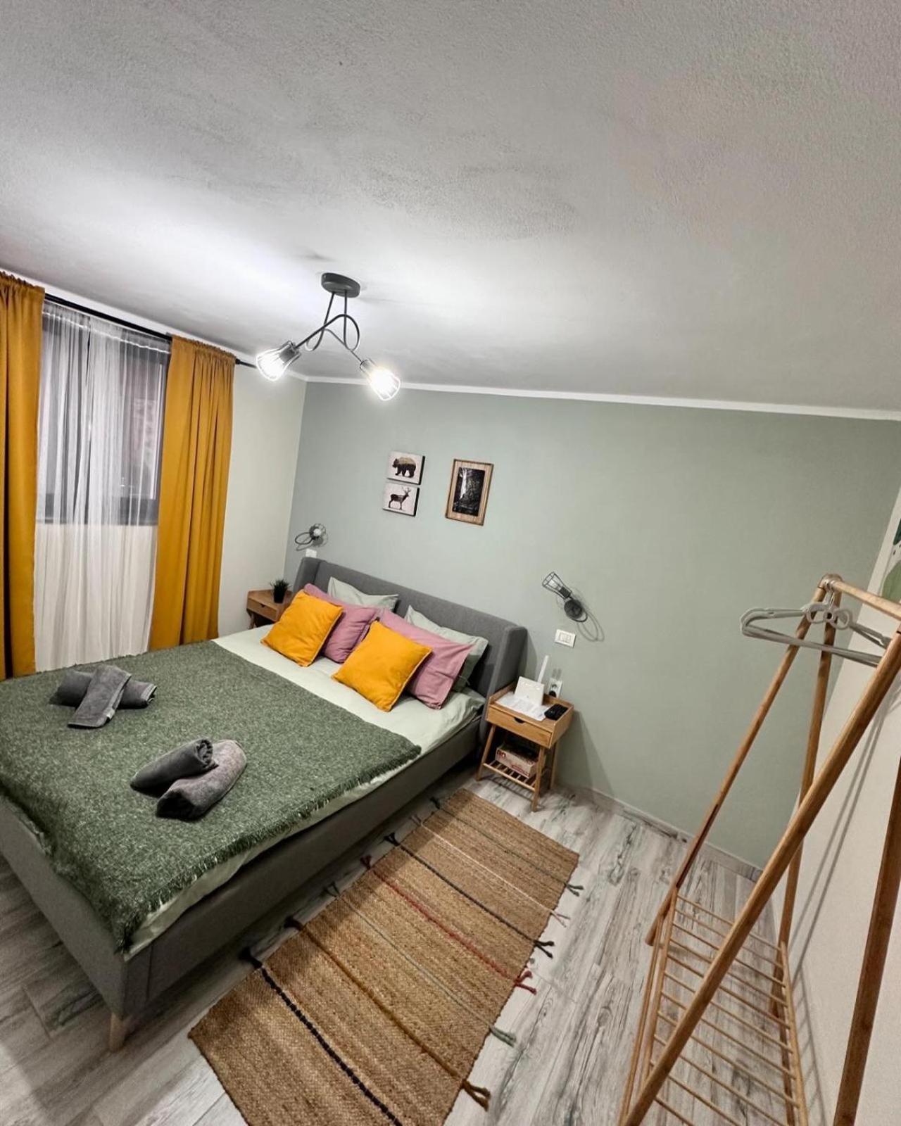 Vila Blanc Valiug Crivaia Exteriér fotografie