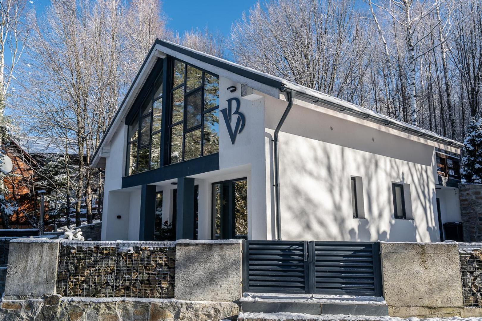 Vila Blanc Valiug Crivaia Exteriér fotografie