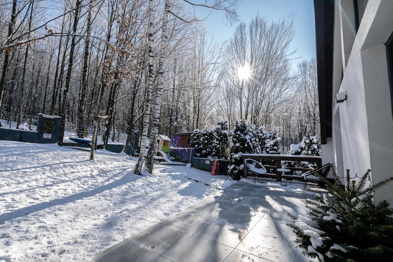 Vila Blanc Valiug Crivaia Exteriér fotografie